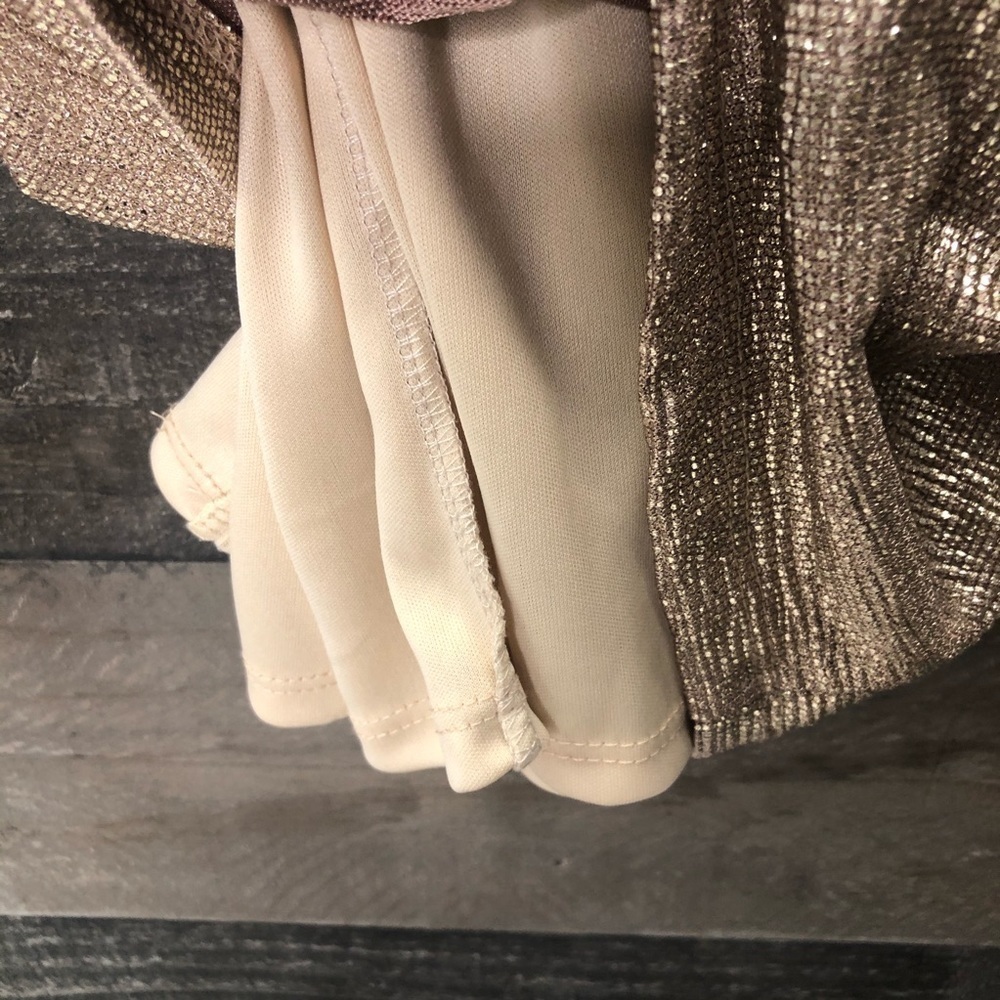 Lulu’s Metallic Champagne Halter Bodycon Dress - Picture 5 of 10